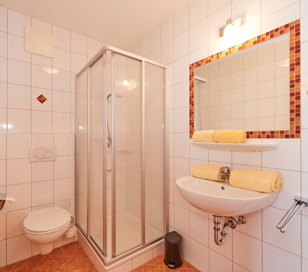 Badezimmer im Appartement